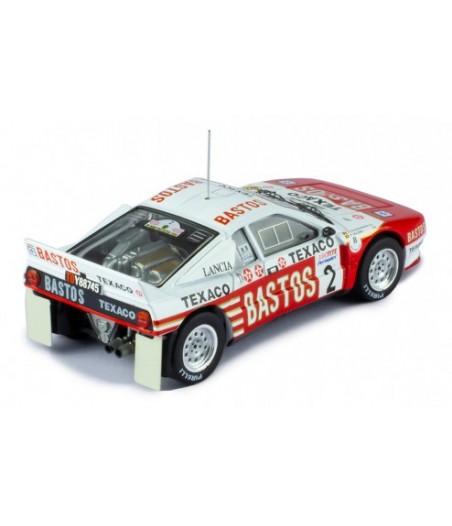 IXO 1/43 - Fiat 242 Assistance Rallye Bastos Texaco 1987 - Lancia 037 Delta